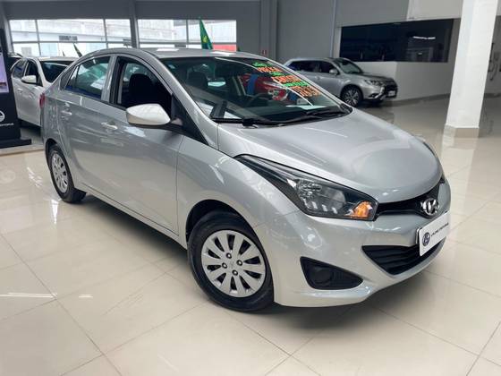 HYUNDAI HB20 1.6 COMFORT 16V FLEX 4P MANUAL HYUNDAI HB20 1.6 COMFORT 16V FLEX 4P MANUAL
